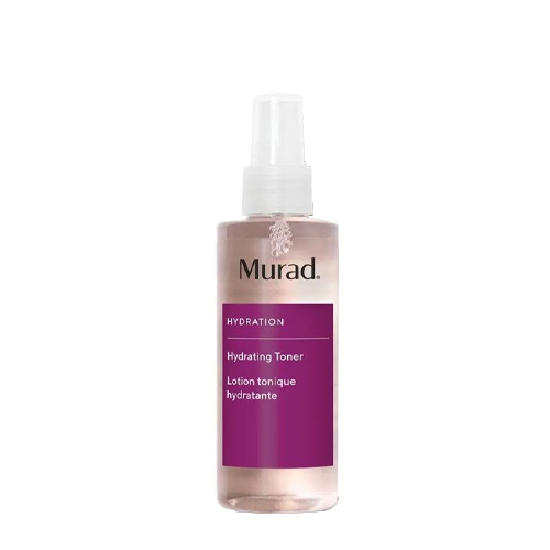 Murad Hydrating Toner flacon met spraydop tegen een witte achtergrond