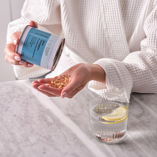 Zo gebruik je Skin Omegas+ neem-2-softgel-capsules-per-dag