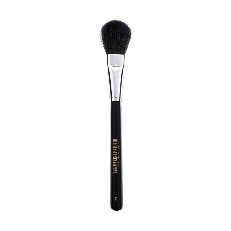 Make-Up Studio No. 3 Rouge Brush Goat Hair Flat