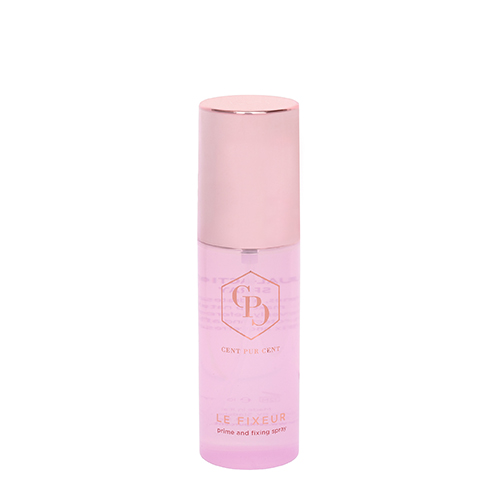 Een transparant roze flacon van Cent Pur Cent Le Fixeur prime and fixing spray met een glanzende roze dop tegen een witte achtergrond.