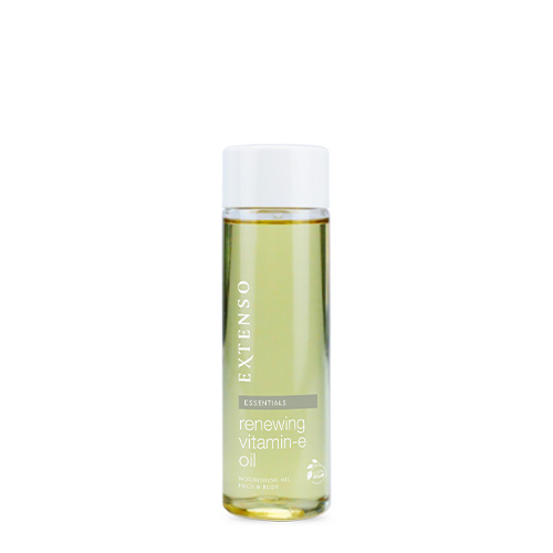 Een fles Extenso Renewing Vitamin E Oil met gesloten dop, gefotografeerd tegen een witte achtergrond.