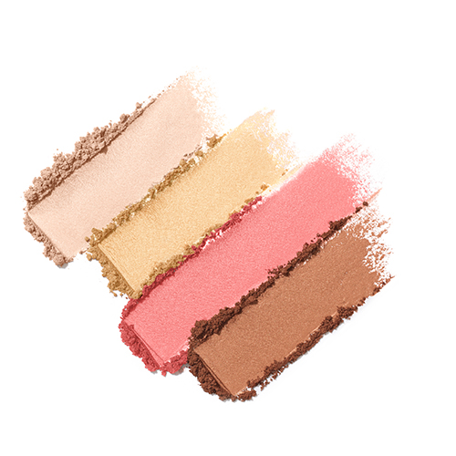 Vier diagonale vegen van poeder-bronzer uit het First Light palette, tonend de glanzende textuur en pigmentatie in de kleuren parelmoer, goud, koraalroze en mokkabruin.