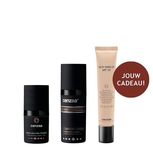 Een productset van Cenzaa bestaande uit de Rebalancing Power serum, de Comfort Cream rebalancing splash en een tube Sun Shield SPF 50 met een bruine tekstballon 'Jouw Cadeau!'.