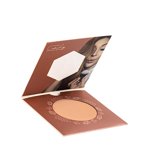 Refillable-Compact-Foundation-Medium-in-verpakking