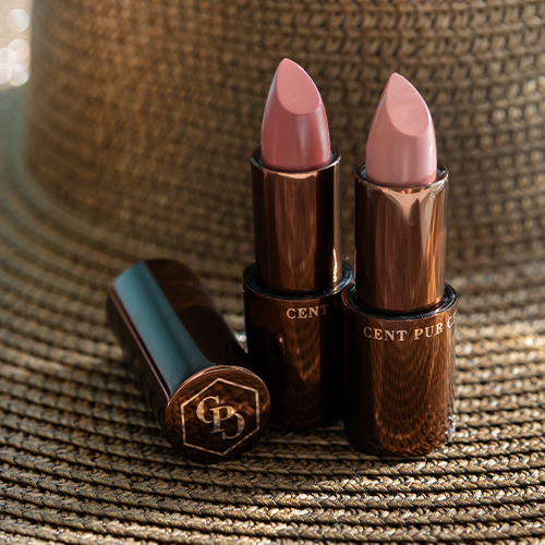 Lipbalm-SPF50-met-hyaluronzuur-en-cameliaboter-voor-zachte-lippen-met-subtiele-tint