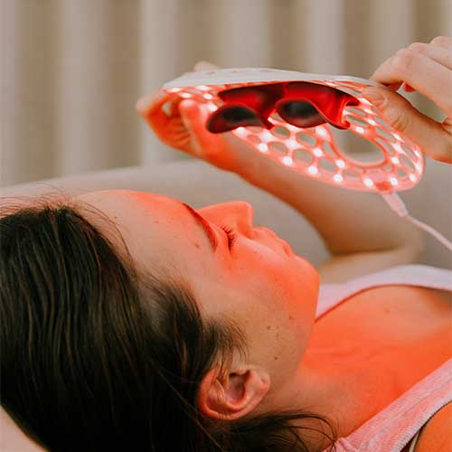 Rood-led-licht-likami--Therapy-masker