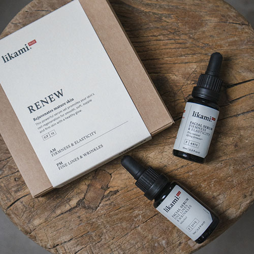 Dit krachtige serum set bevordert de celregeneratie van je huid voor een gladde, zachte, soepele en stevige huid met een gezonde gloed. renew-kit-huidverzorgingsset-van-likami
