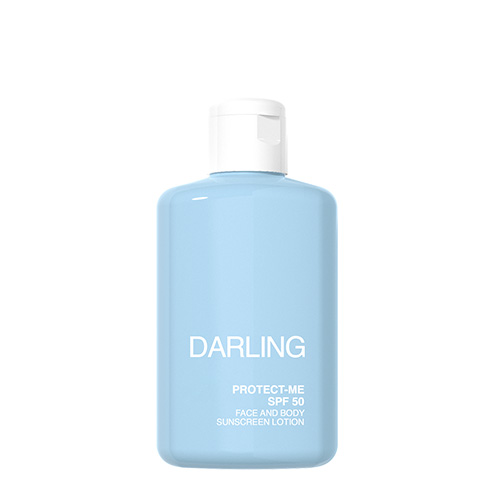 Vooraanzicht van een lichtblauwe flacon DARLING PROTECT-ME SPF 50 Face and Body Sunscreen Lotion tegen een witte achtergrond.