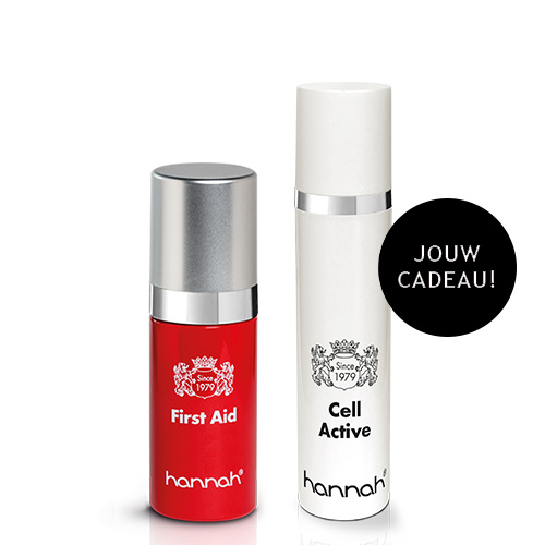 a hannah red Christmas