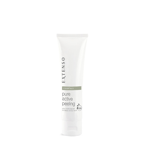 Een tube Extenso Pure Active Peeling voor een normale tot vette huid, gefotografeerd tegen een witte achtergrond.