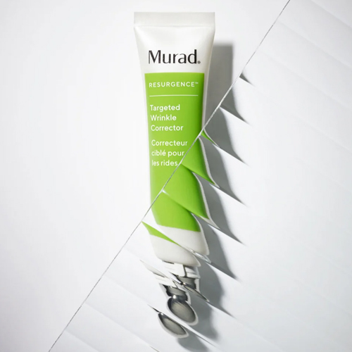 Creatief sfeerbeeld van de Murad Targeted Wrinkle Corrector tegen fijne lijntjes