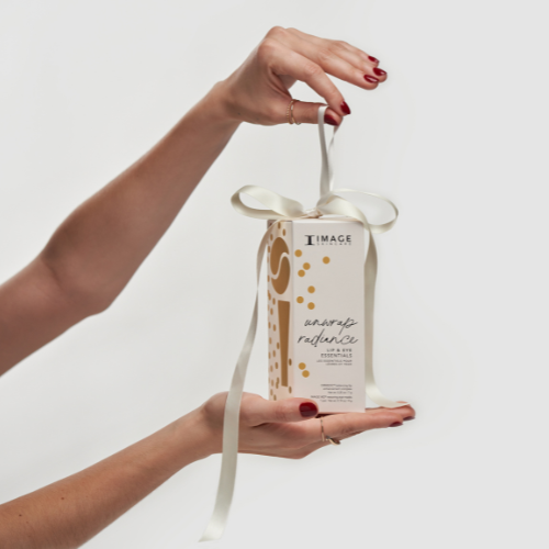 Unwrap-Radiance-lip-eye-essentials-2-producten-in-de-verpakking