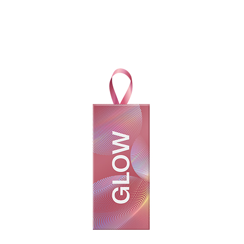 Roze geschenkverpakking met het woord GLOW en een sierlint op een witte achtergrond