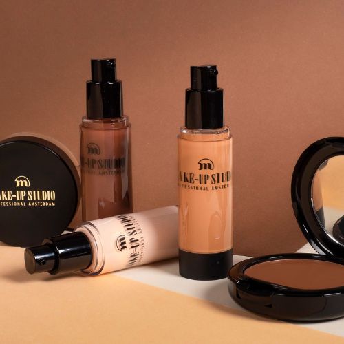 make-up-studio-foundations