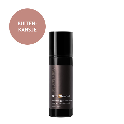 productfoto van UltraCleanse van Synergie Skin met witte achtergrond en een oudroze rondje met de tekst buitenkansje erin
