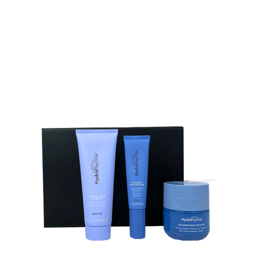 De HydroPeptide Glow With Love set bestaande uit een cleanser, dagcrème en nachtcrème voor een zwarte doos op een witte achtergrond.