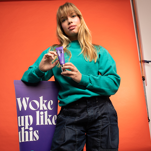 licht-voedende-gezichtscreme-van-take-it-from-jones