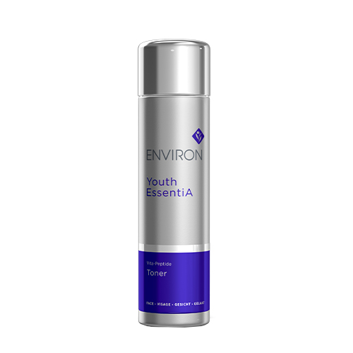 Een vrijstaande zilveren flacon van de Environ Youth EssentiA Vita-Peptide Toner met een metallic dop en een blauw label aan de onderzijde