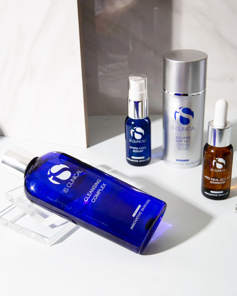 iS Clinical Pure Calm Collection pure-calm-collection-van-is-clinical