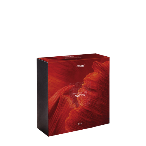 Luxe felle rode geschenkverpakking van Cenzaa The Moment You Notice No 3