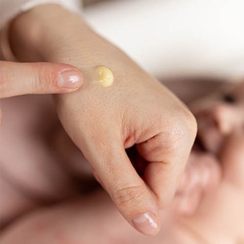Effectieve crème bij diverse soorten eczeem alles-in-een-voedende-eczeem-crème