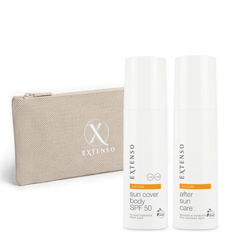 Een Extenso Sun Care set bestaande uit Sun Cover Body SPF 50, After Sun Care en een beige canvas toilettas met logo op een witte achtergrond.