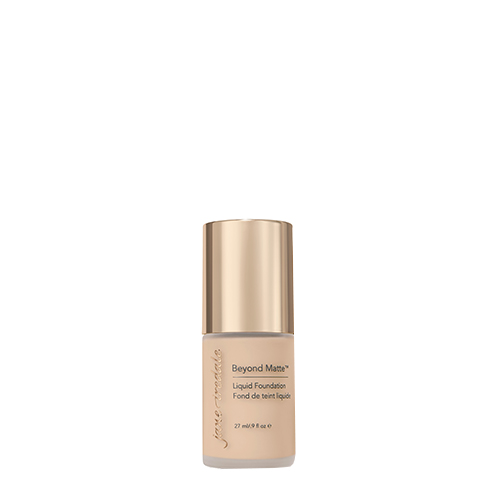 Jane Iredale Beyond Matte Liquid Foundation M4 op witte achtergrond