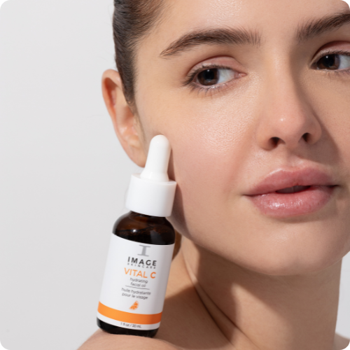 VITAL-C-Model-Hydrating-Facial-Oil