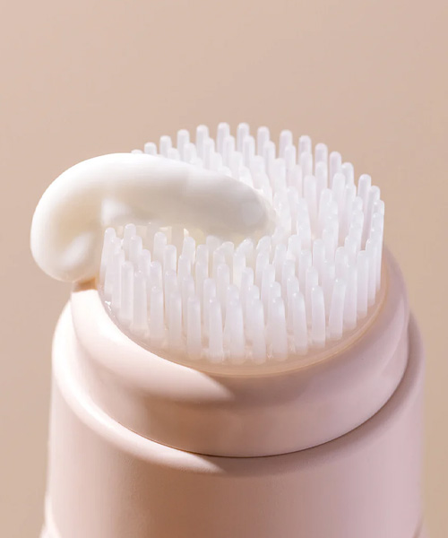 Innovatieve reiniger van INIKA organic siliconen-opzetborstel-voor-diepe-reiniging