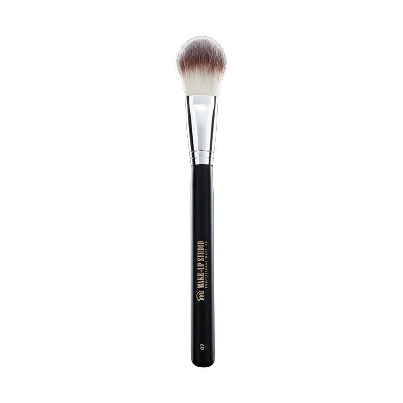 Make-Up Studio No. 7 Foundation Brush Nylon