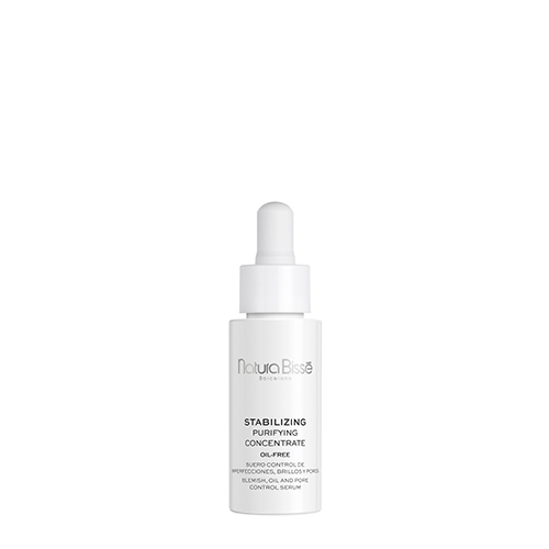 Een witte flacon van Natura Bissé Stabilizing Purifying Concentrate van 30ml met een pipetdop tegen een witte achtergrond.