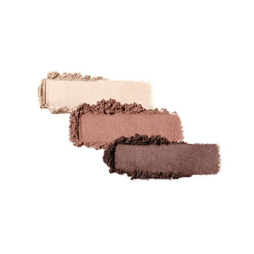 Jane Iredale Triple Pink Quartz kleurswatches van de drie roze oogschaduwkleuren op een witte achtergrond