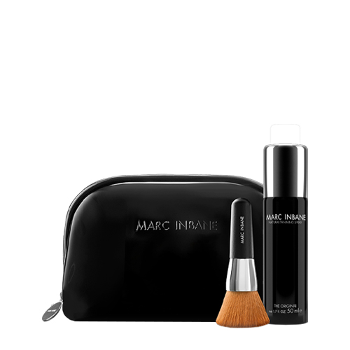 Marc Inbane Travelset met een glad glanzend zwart toilettasje een kleine tanning spray en een brush