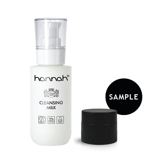 hannah cleansing milk wittte flacon met dop en sample doosje op witte achtergrond