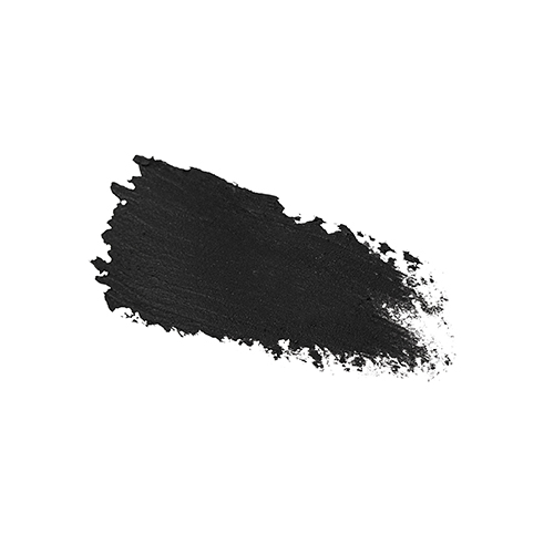 en zwarte veeg mascara op een witte achtergrond.